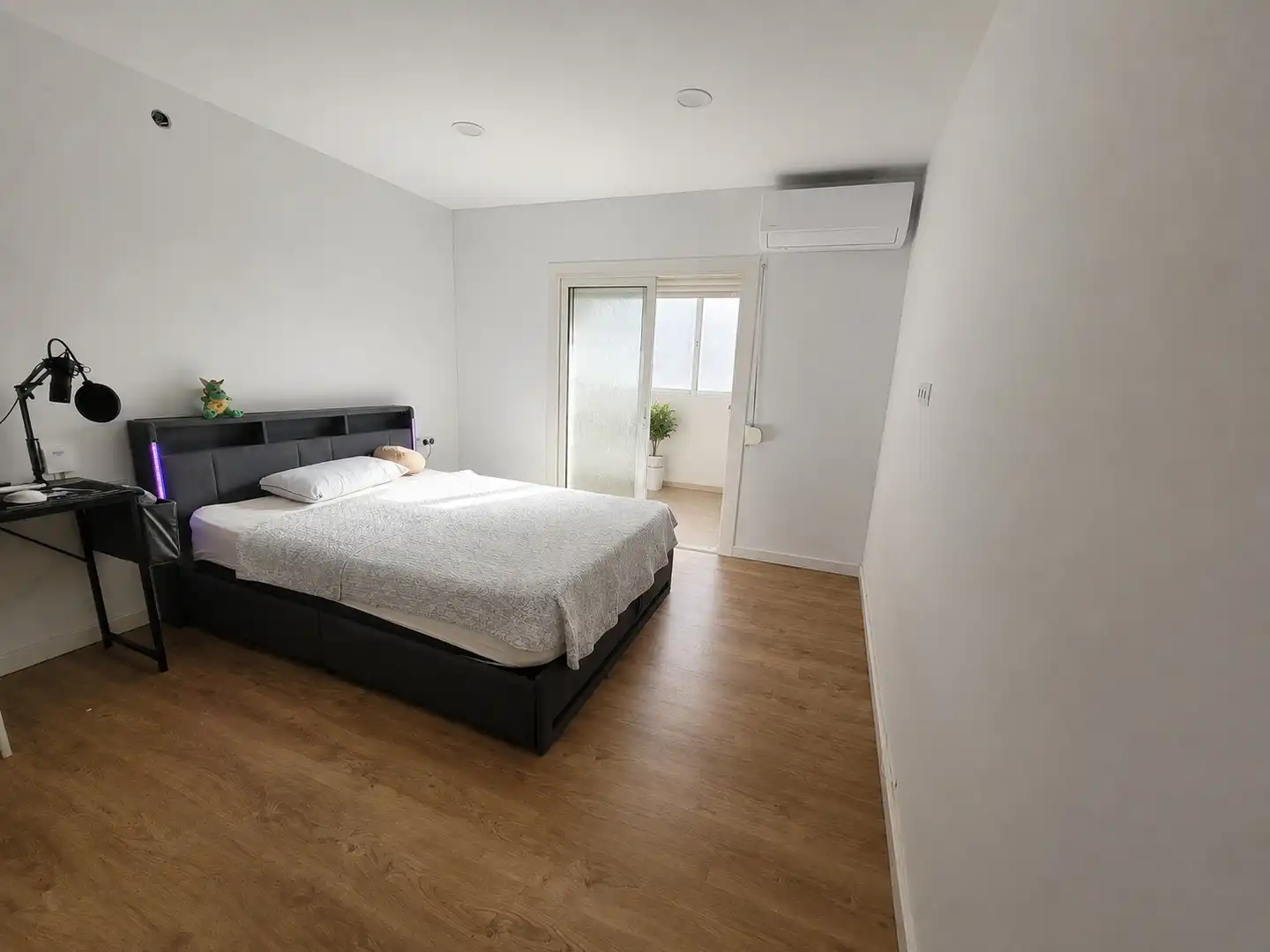 Schlafzimmer von Wohnung zum Verkauf in El Prat de Llobregat mit Klimaanlage, Heizung und Ofen