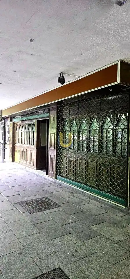 Exterior view of Commercial properties for sale in Alcorcón