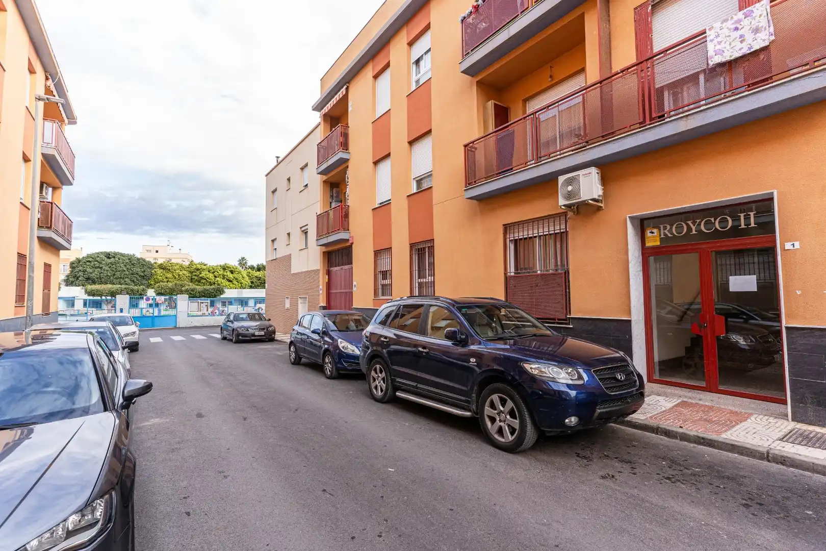 Exterior view of Flat for sale in Roquetas de Mar  with Air Conditioner, Heating and Terrace