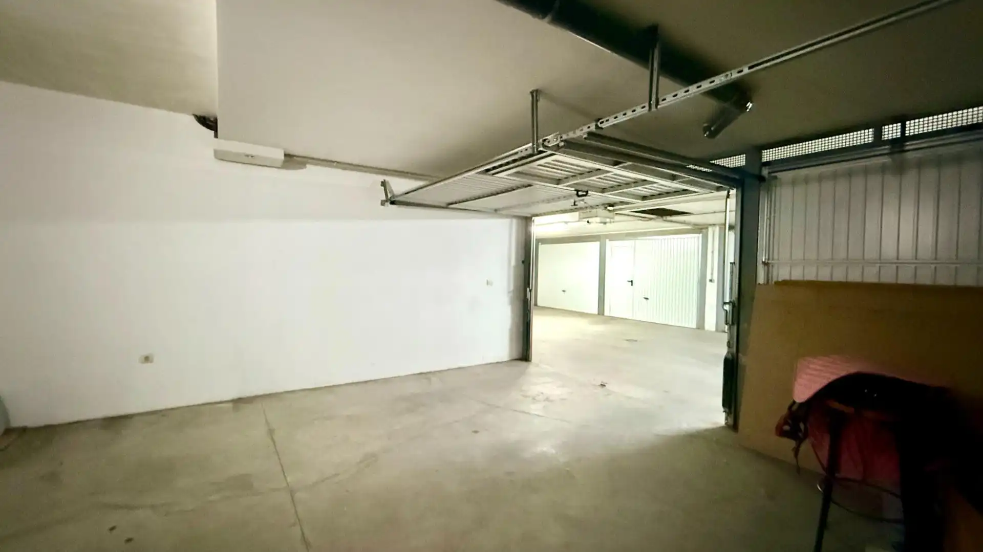 Einfamilien-Reihenhaus zum Verkauf in Cuéllar mit Heizung, Privatgarten und Abstellraum