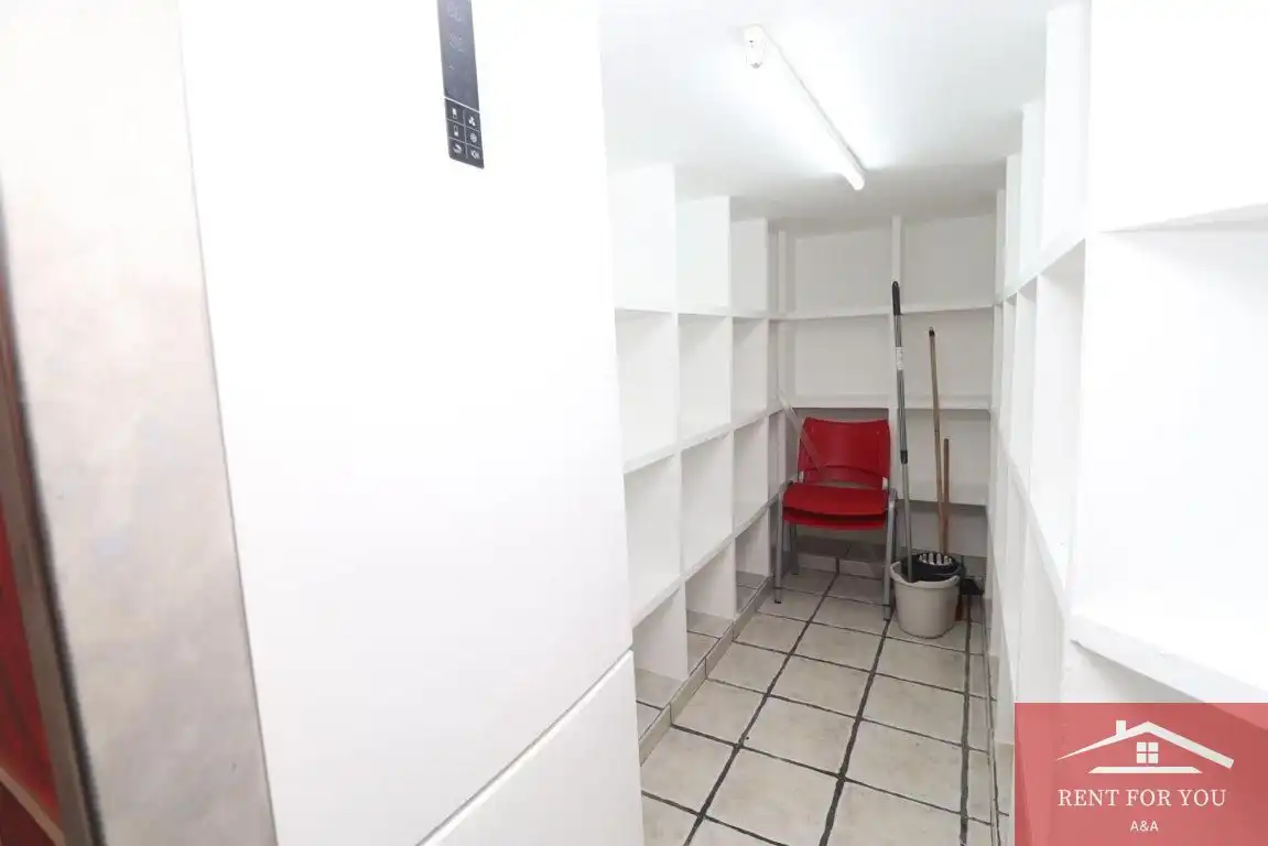 Erdgeschosswohnung zur Miete in Centro, imagen 14