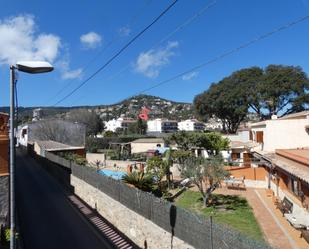 Vista exterior de Àtic en venda en Palma del Río amb Terrassa