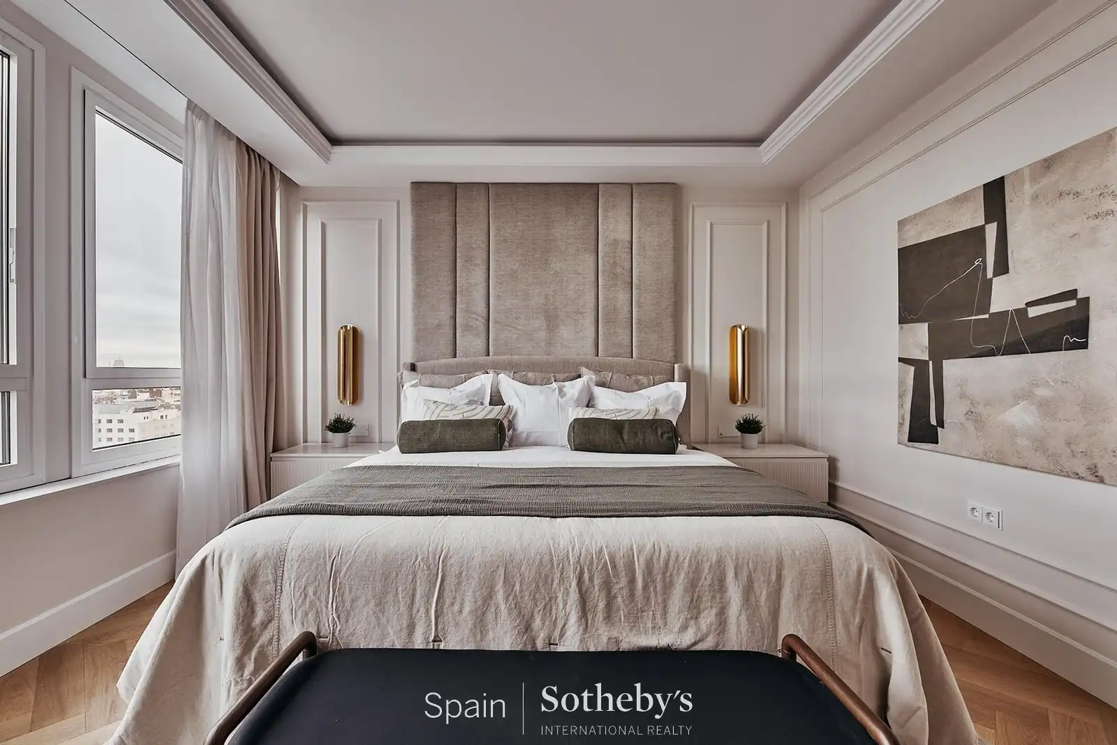 Bedroom of Apartments for sale in Madrid  with Air Conditioner, Terrace and Storage room