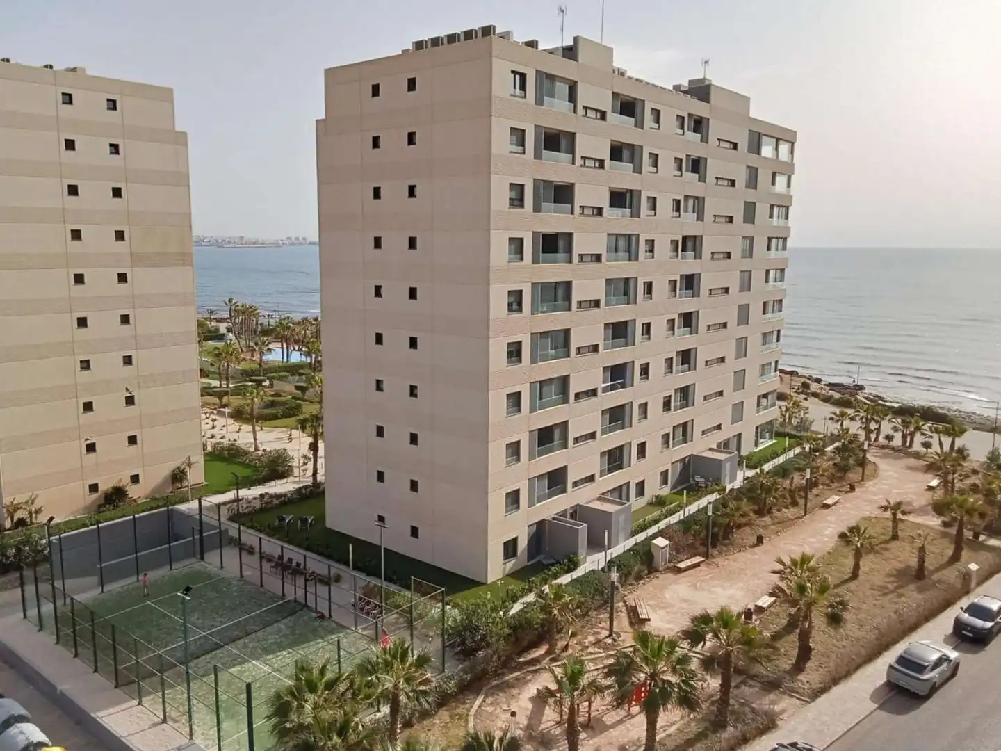 Vista exterior de Apartament en venda en Torrevieja amb Aire condicionat, Calefacció i Terrassa