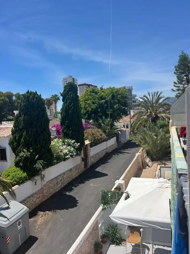 Vista exterior de Edifici en venda en Calpe / Calp
