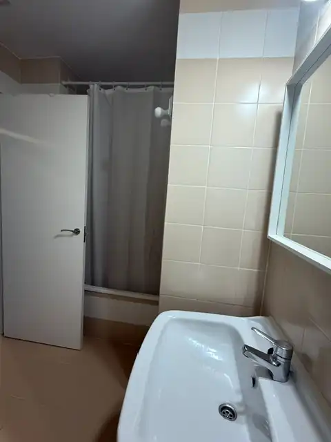 Bathroom of Flat for rent in Mairena del Aljarafe  with Air Conditioner, Terrace and Washing machine