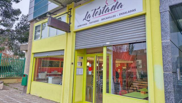Local comercial en Alquiler en vázquez de mella en Romareda