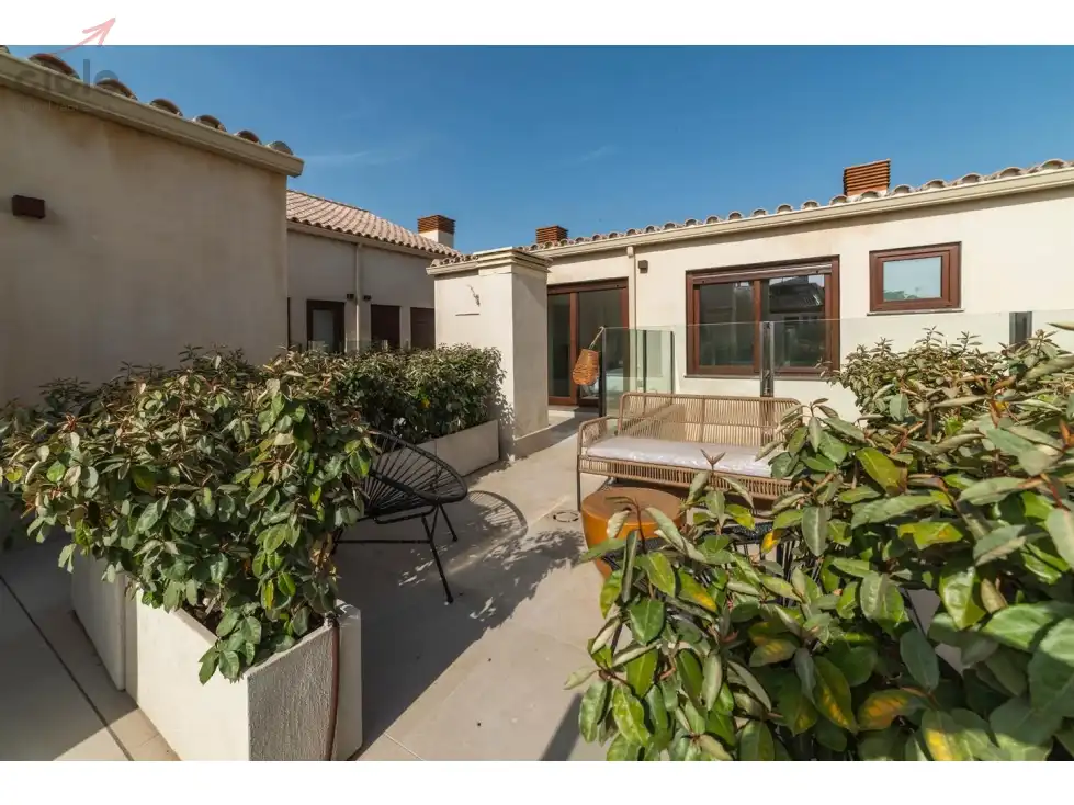 Terrace of Flat for sale in Sevilla  with Terrace, Swimming Pool and Furnished