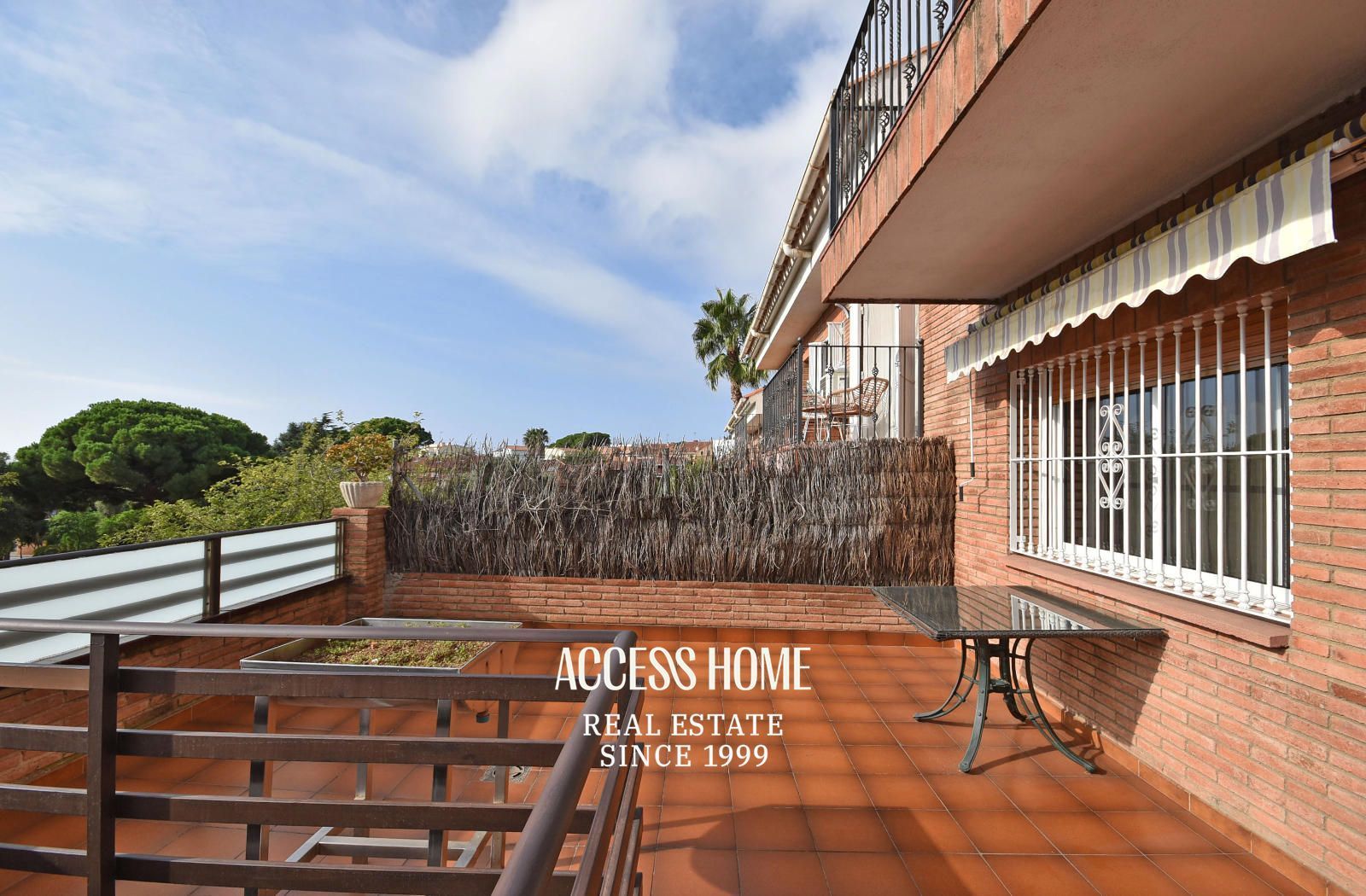 Vista exterior de Casa adosada en venta en Premià de Dalt con Calefacción, Terraza y Trastero