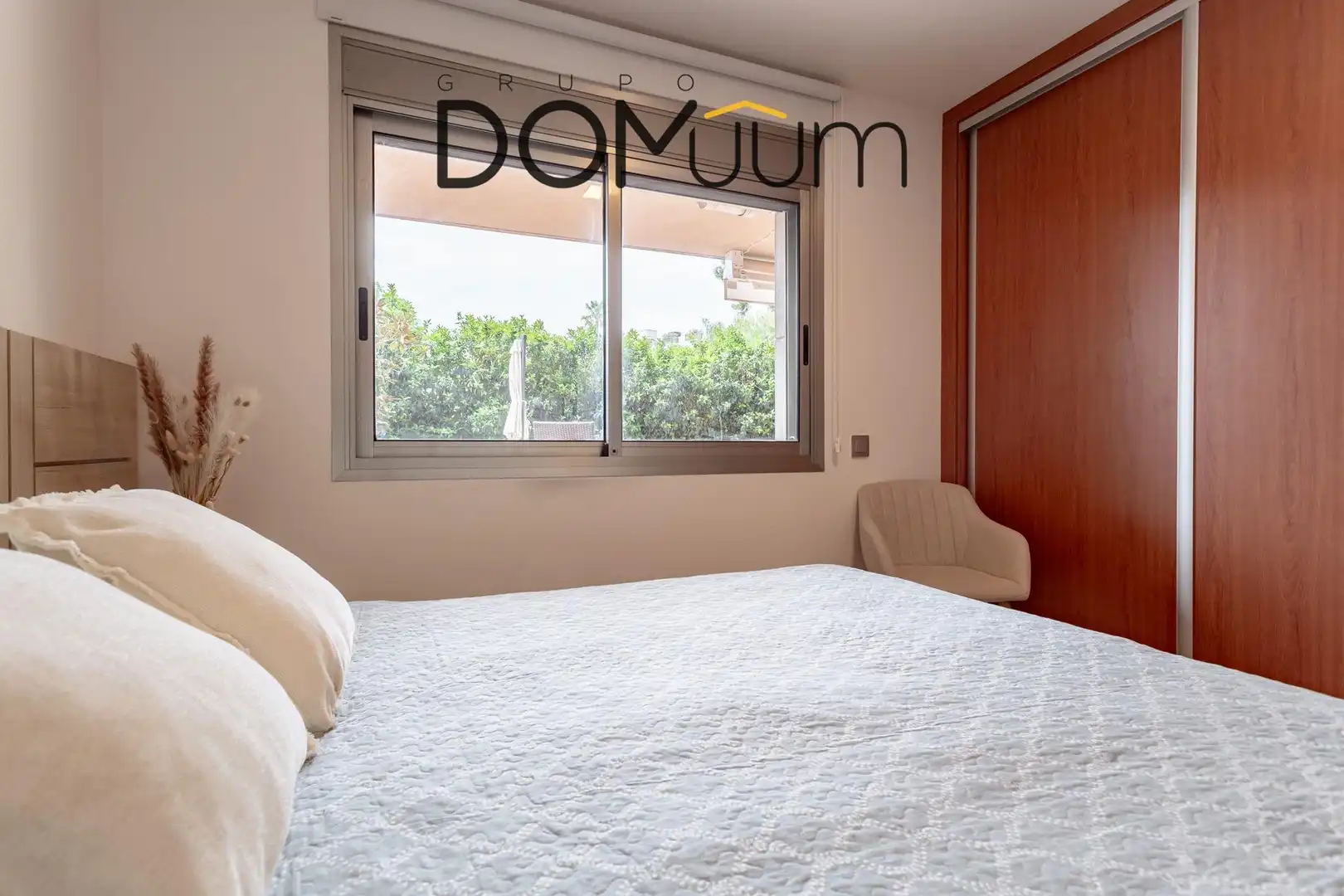 Schlafzimmer von Erdgeschoss zum Verkauf in Salou mit Klimaanlage, Heizung und Terrasse