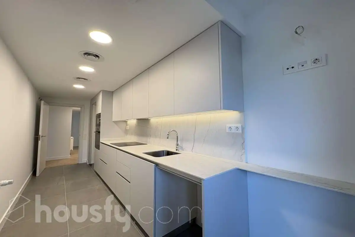 Appartamento con terrazza in vendita a Carrer Antón Agullana ., imagen 10