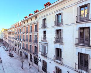 Vista exterior de Pis de lloguer en  Madrid Capital amb Balcó