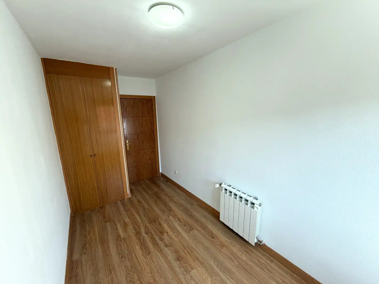 Habitación de Piso en venta en Alovera con Calefacción y Balcón
