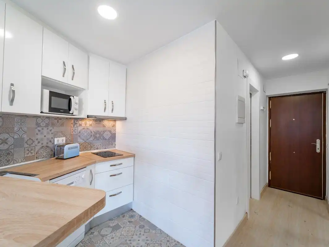 Cocina de Estudio en venta en Torremolinos con Aire acondicionado, Calefacción y Piscina
