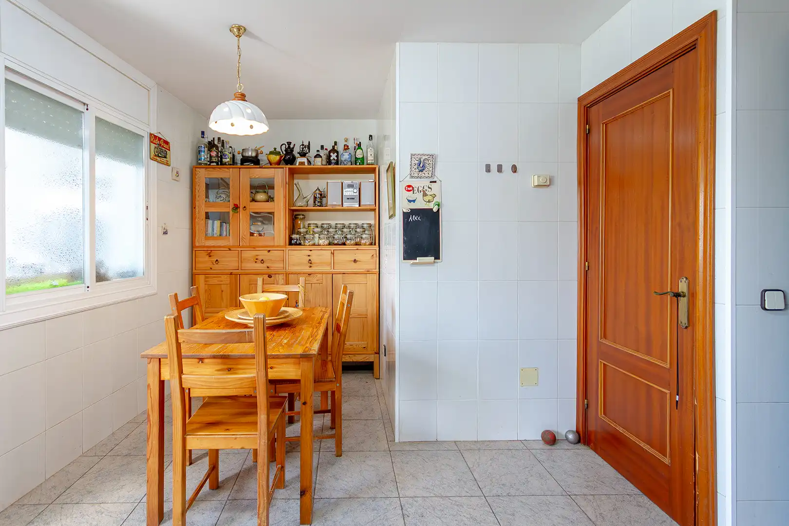 Cuina de Casa adosada en venda en Castellví de Rosanes amb Terrassa, Traster i Forn