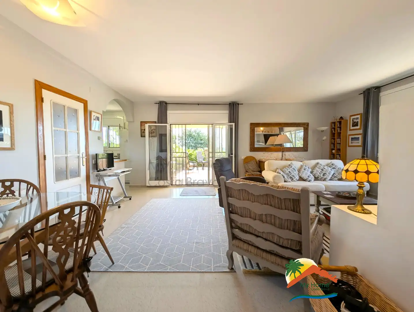 Wohnzimmer von Haus oder Chalet zum Verkauf in Lloret de Mar mit Heizung, Privatgarten und Terrasse