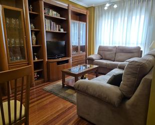 Living room of Flat to rent in Gijón   with Heating and Swimming Pool