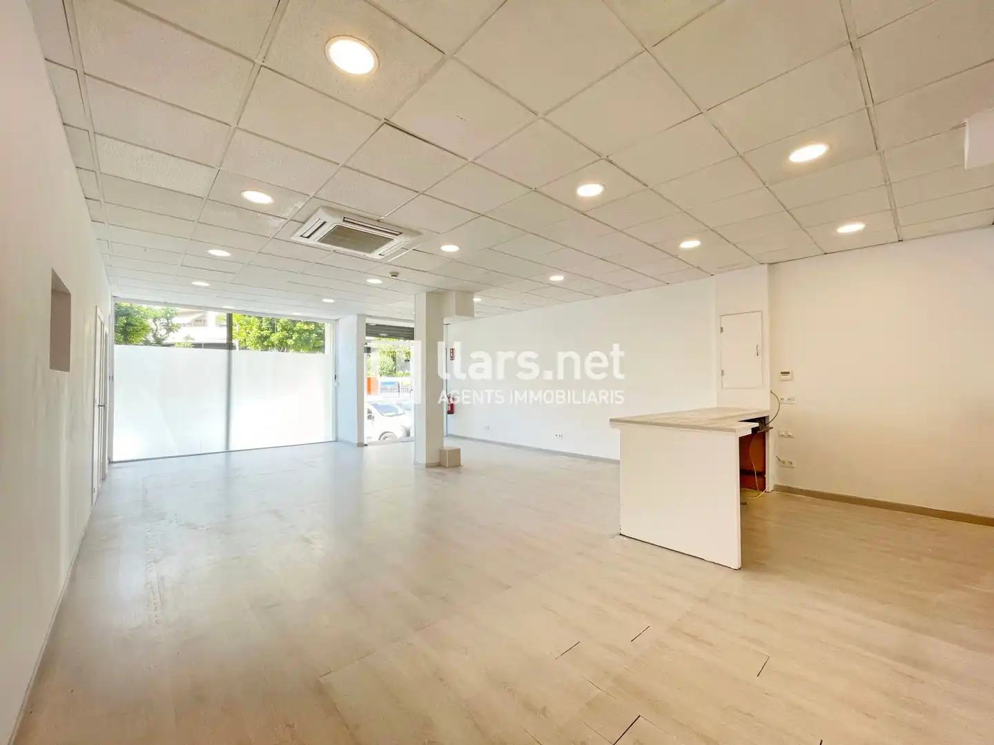 Local de alquiler en Sitges con Aire acondicionado