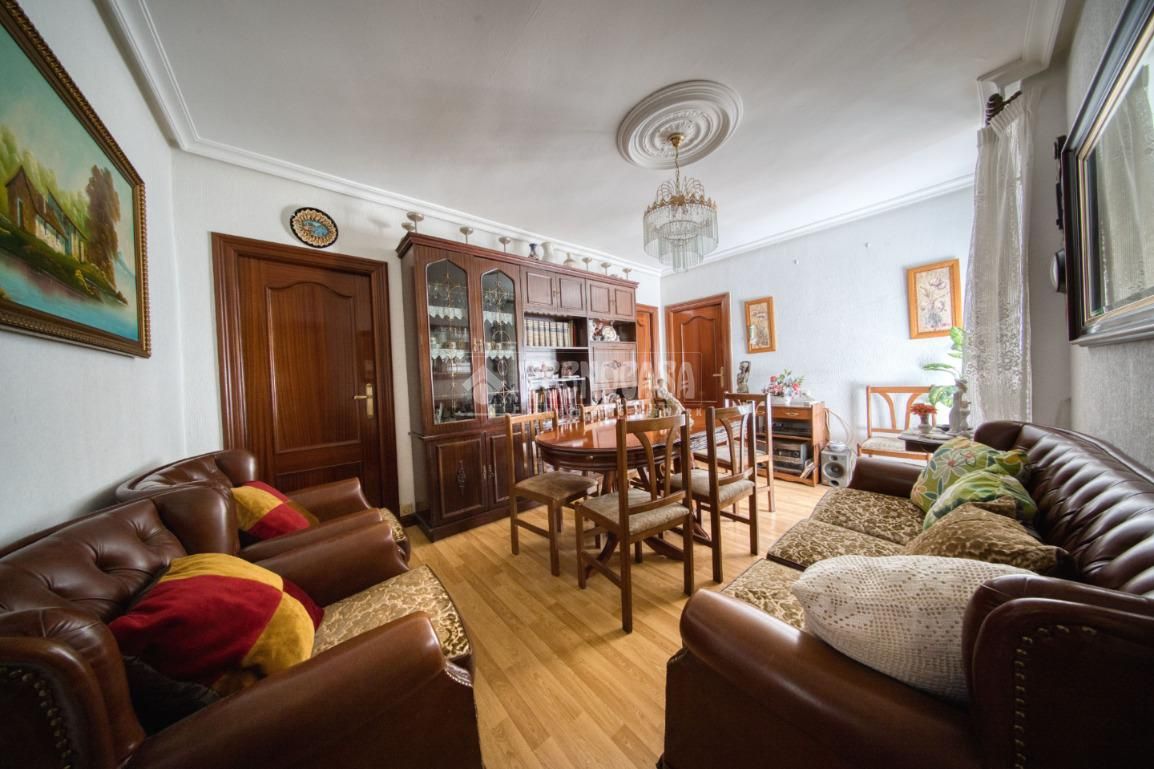 Living room of Flat for sale in Valladolid Capital