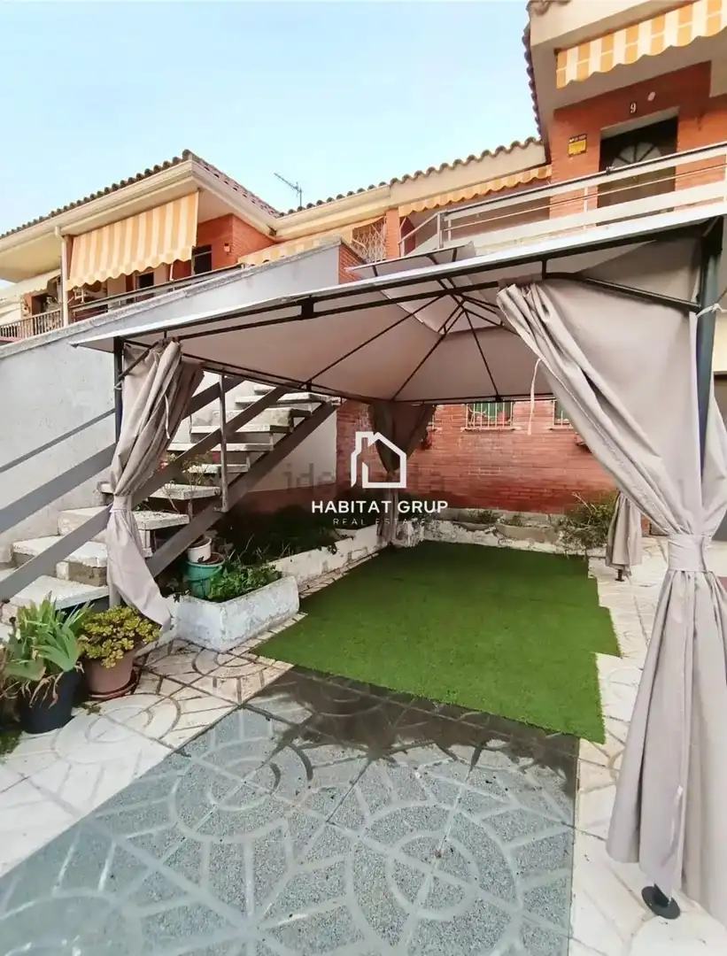 Terrassa de Casa o xalet en venda en Tarragona amb Aire condicionat, Calefacció i Jardí privat