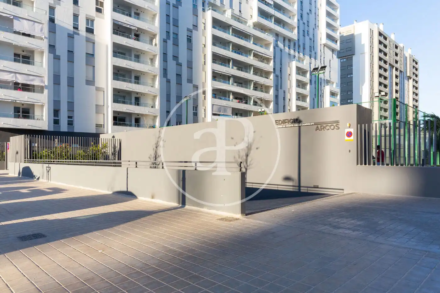 Parking de Piso en venta en Valencia con Aire acondicionado, Calefacción y Jardín privado