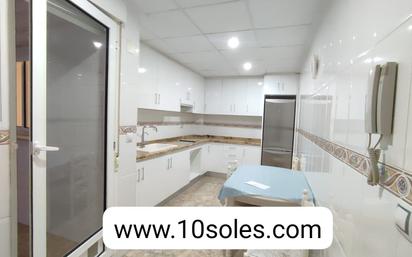 Kitchen of Flat for sale in Redován  with Terrace