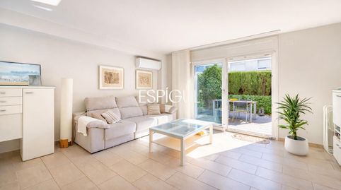 Foto 4 de Casa adosada en venda a Enric Borràs, Banyeres, Premià de Mar