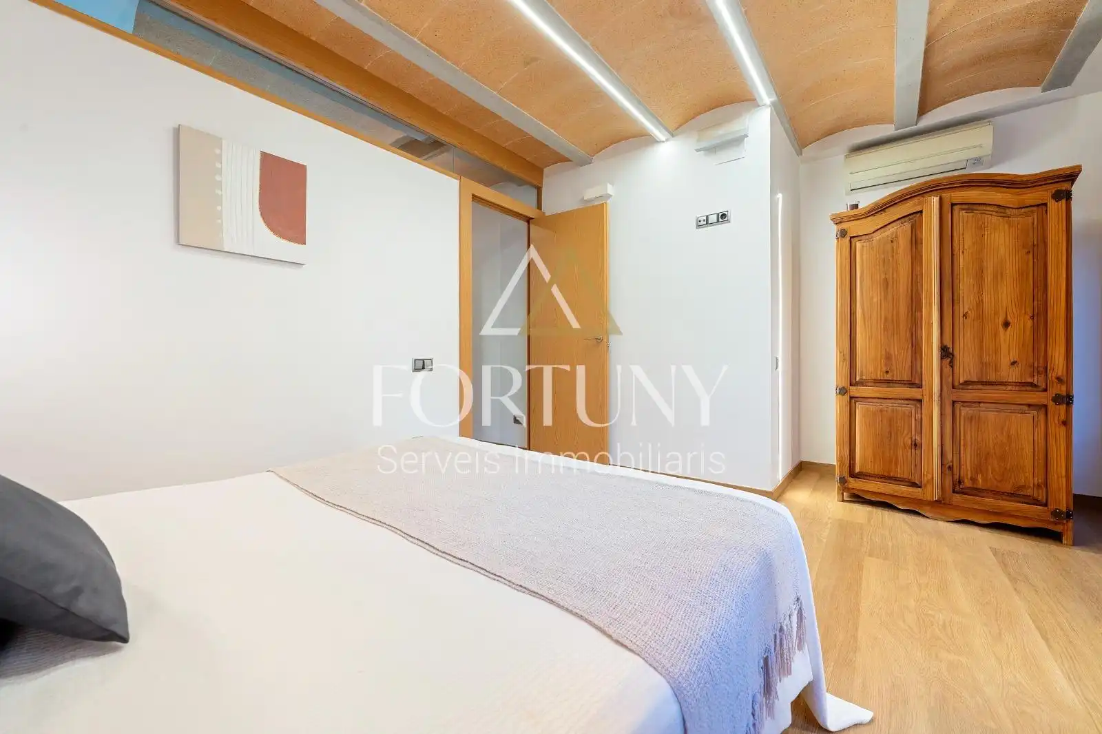 Dormitori de Casa o xalet en venda en Montblanc amb Jacuzzi