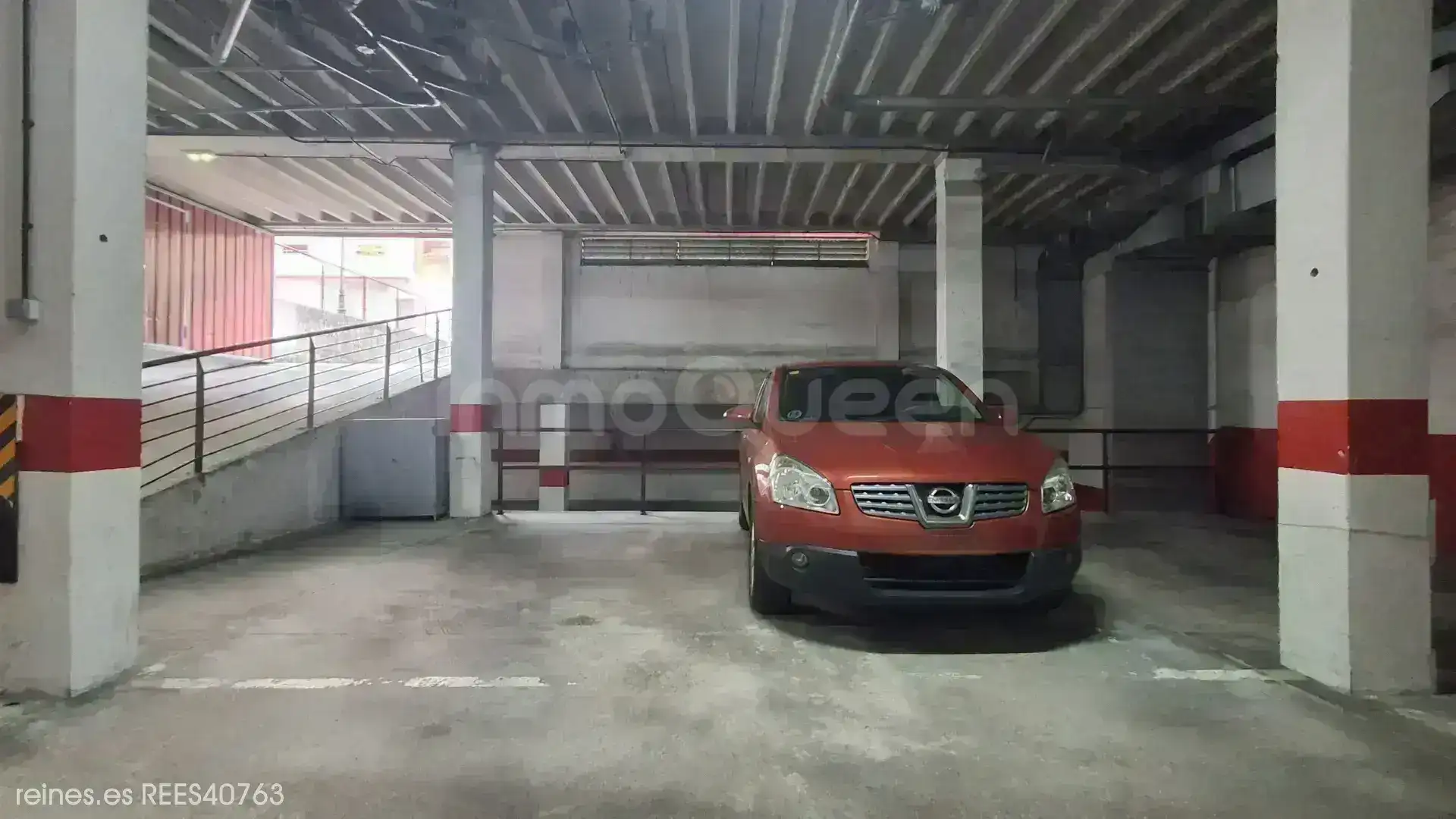 Parking de Piso en venta en Oviedo 