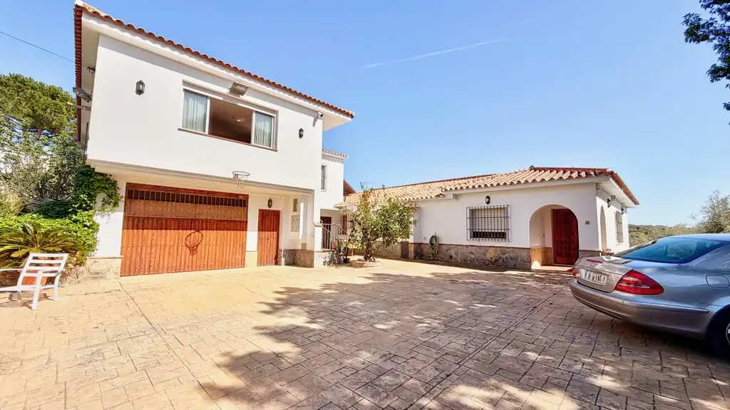 Vista exterior de Finca rústica en venta en Periana con Aire acondicionado, Jardín privado y Terraza