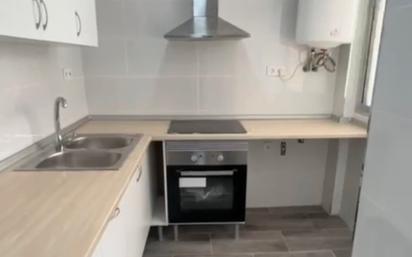 Kitchen of Flat for sale in  Valencia Capital