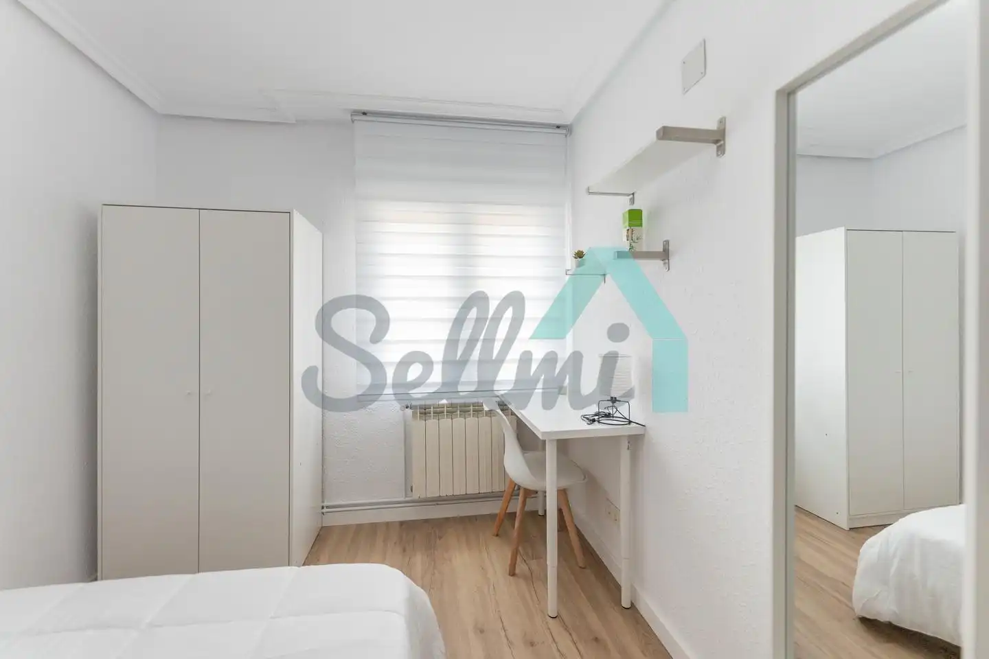 Schlafzimmer von Wohnung zur untervermieten in Oviedo  mit Heizung, Möbliert und Internet