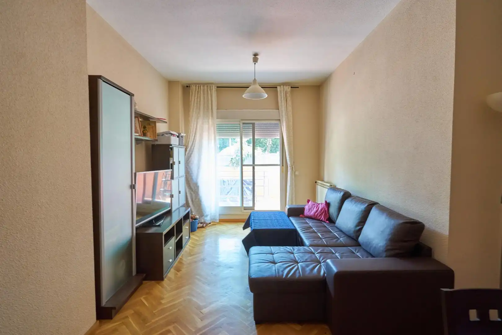 Sala de estar de Planta baja en venta en Móstoles con Aire acondicionado, Calefacción y Jardín privado
