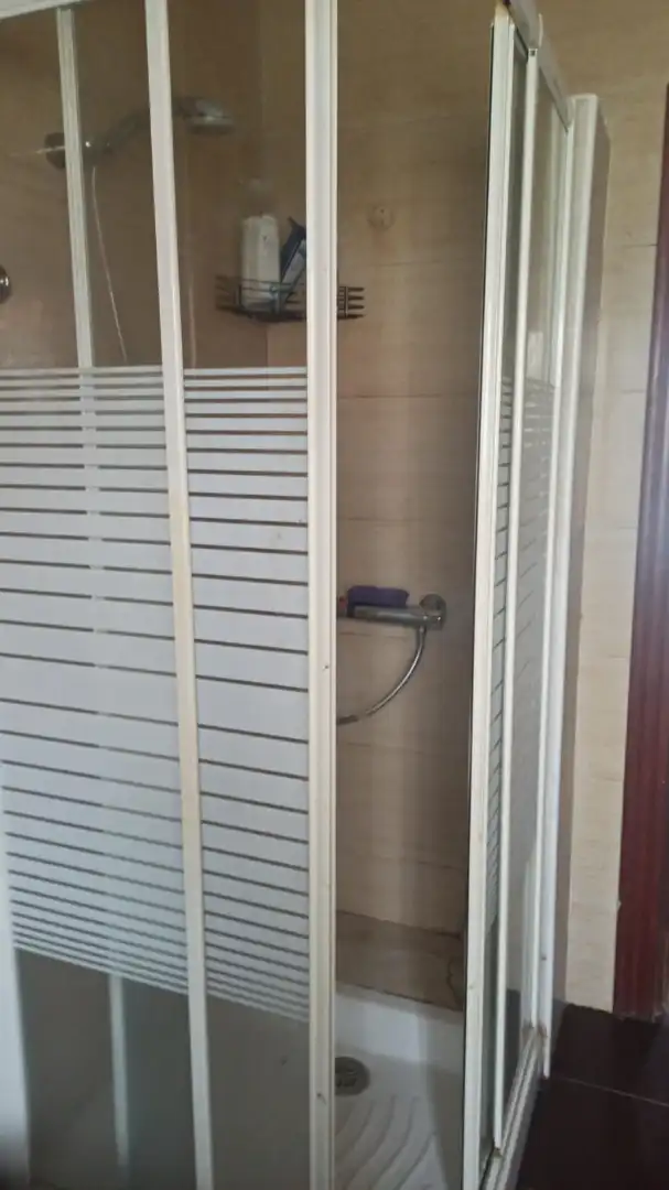 Baño de Finca rústica en venta en Torrelavega  con Jardín privado y Terraza