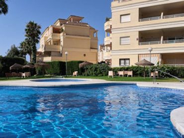 Apartament amb piscina en venda a Torrequebrada