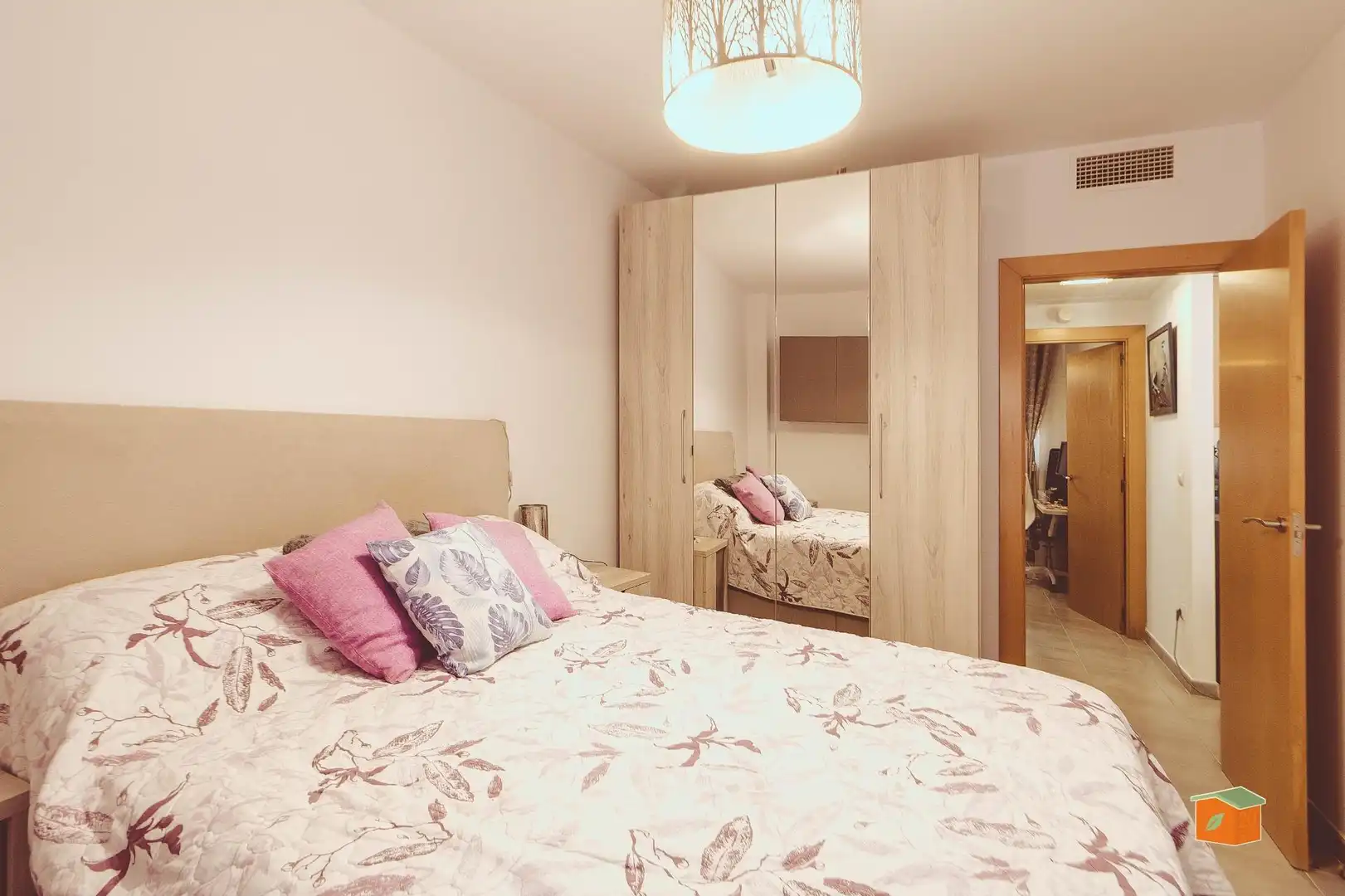 Habitación de Piso en venta en La Sénia con Trastero, Amueblado y Alarma