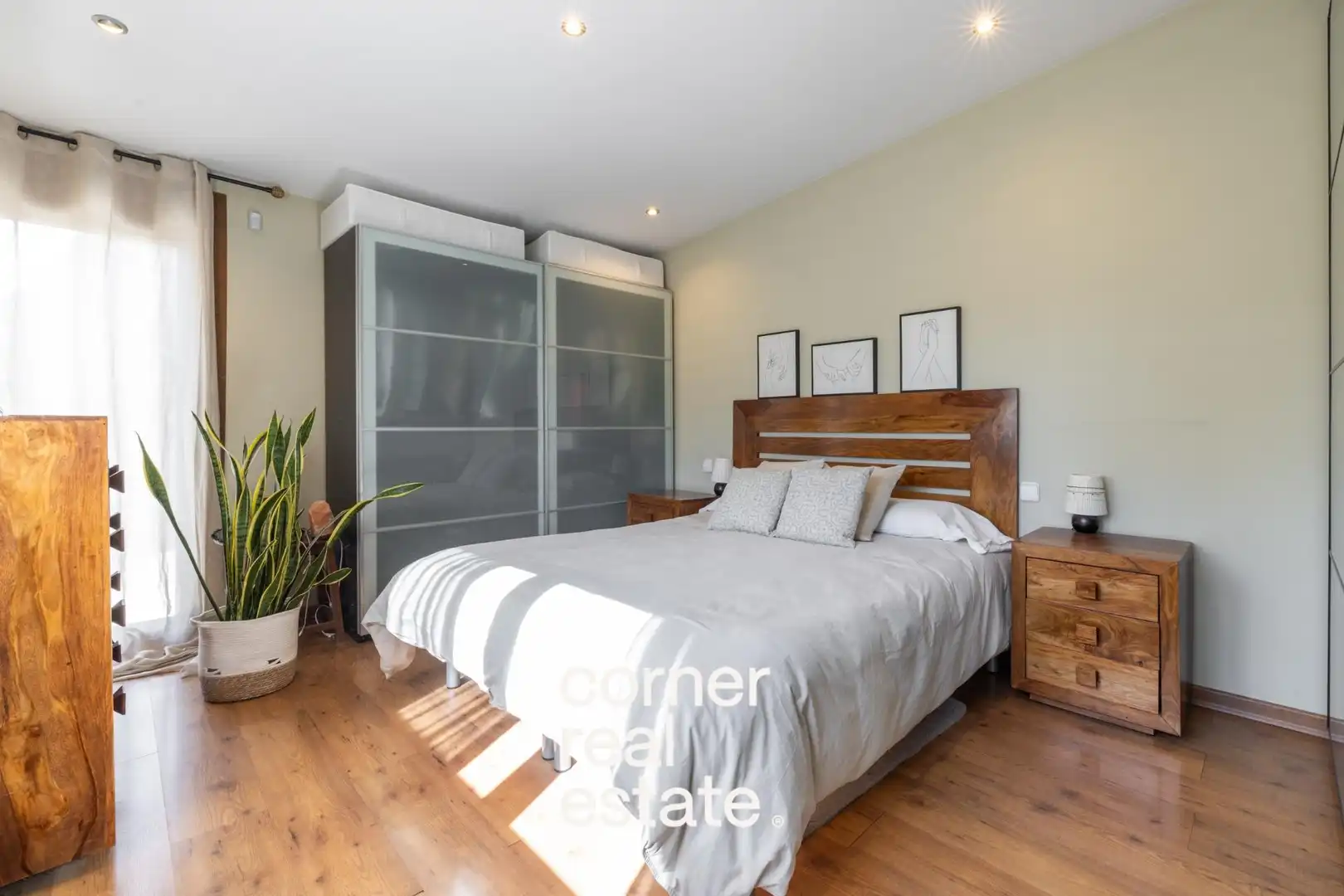 Vista exterior de Casa o chalet en venta en Molins de Rei con Aire acondicionado, Calefacción y Jardín privado