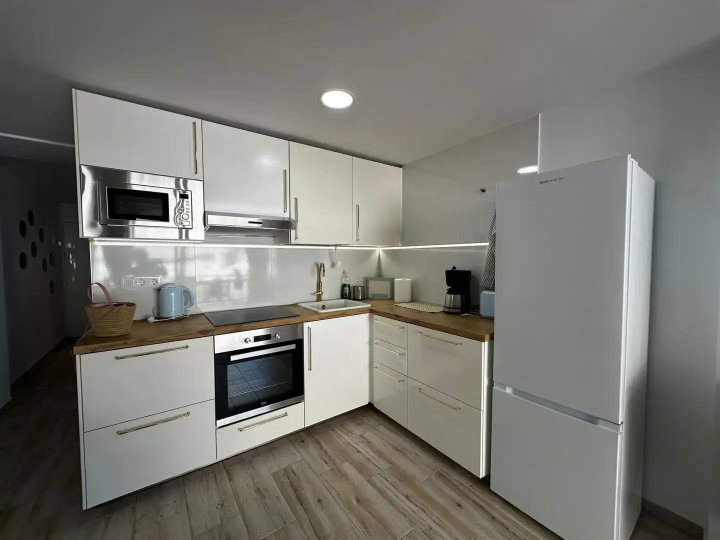 Cuina de Apartament de lloguer en San Bartolomé de Tirajana amb Calefacció, Moblat i Balcó