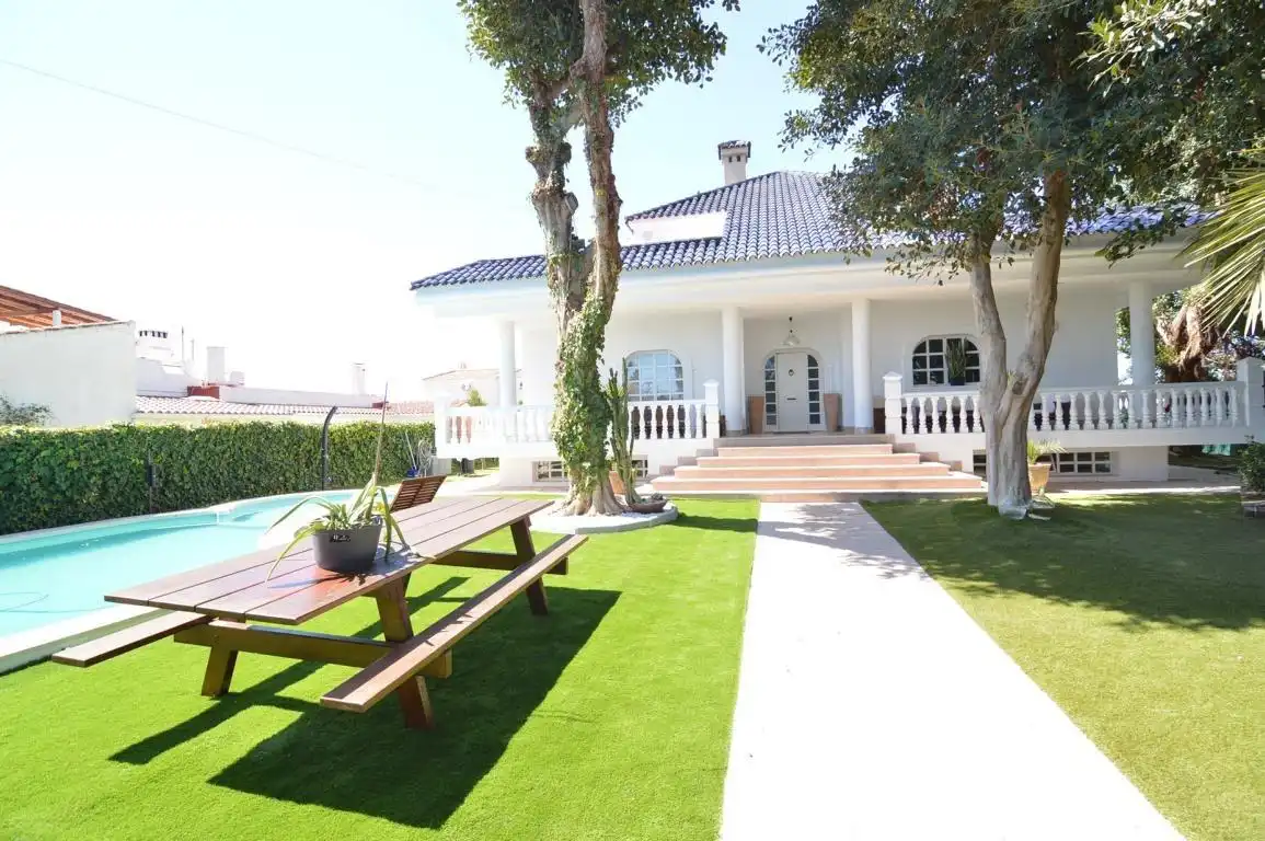 Villa avec piscine à vendre à Zona Carrefour - Urbanizaciones, imagen 2