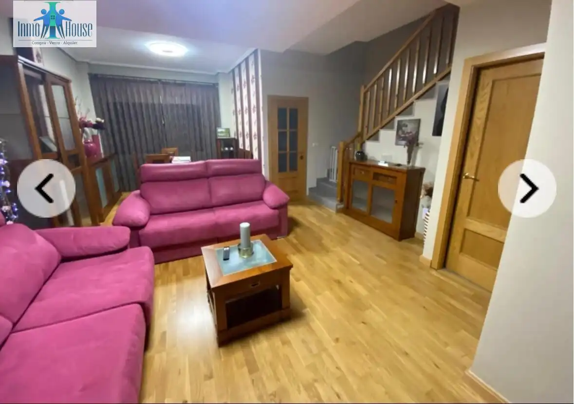 Living room of Detached homes for sale in Albacete  with Air Conditioner, Heating and Private garden