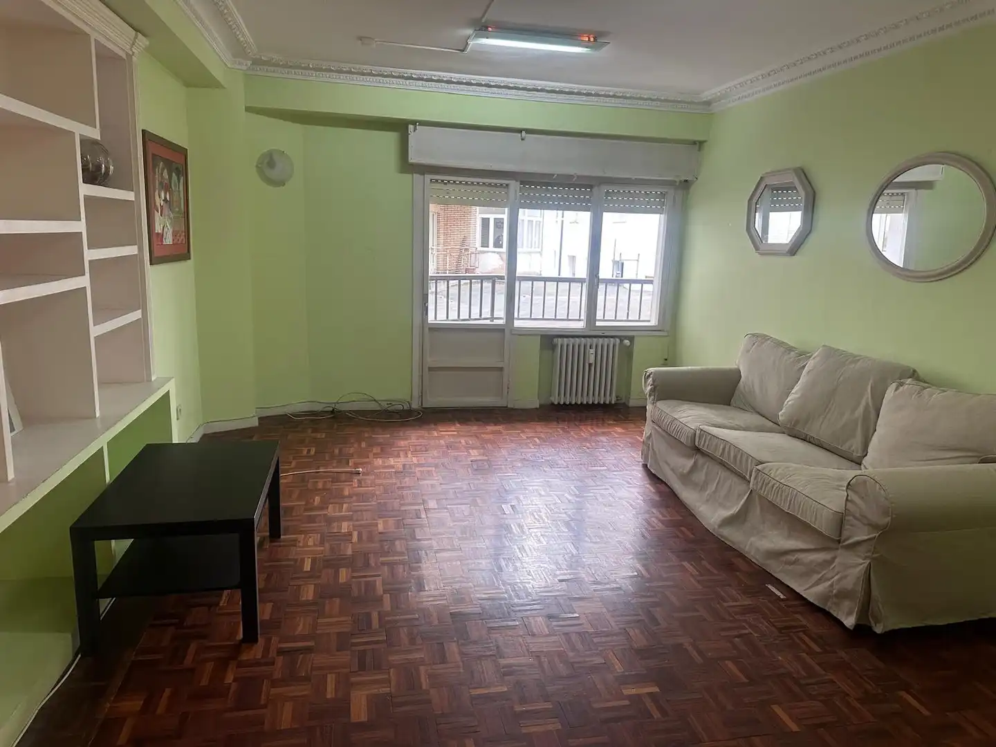 Wohnzimmer von Wohnung zum Verkauf in Oviedo  mit Heizung, Parkett und Terrasse