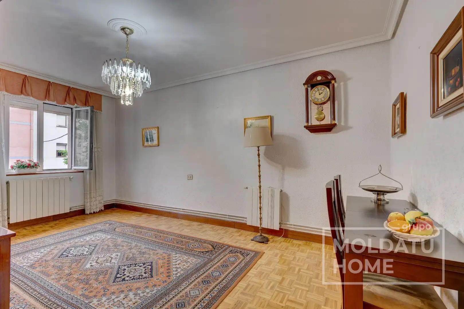 Wohnzimmer von Wohnung zum Verkauf in Irun  mit Heizung