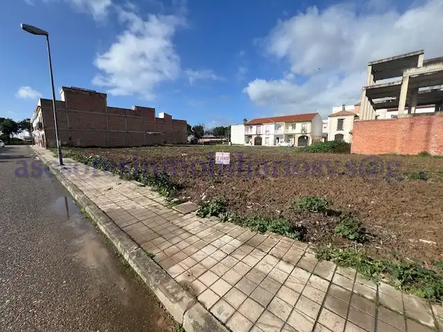 Terreny residencial en venda a Villaverde del Río, imagen 2