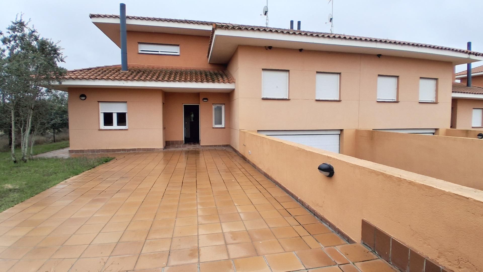 Vista exterior de Casa adosada en venta en Carrascal de Barregas