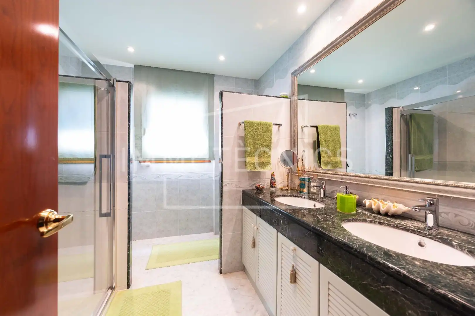 Bathroom of Houses for sale in Lliçà de Vall  with Air Conditioner, Heating and Private garden