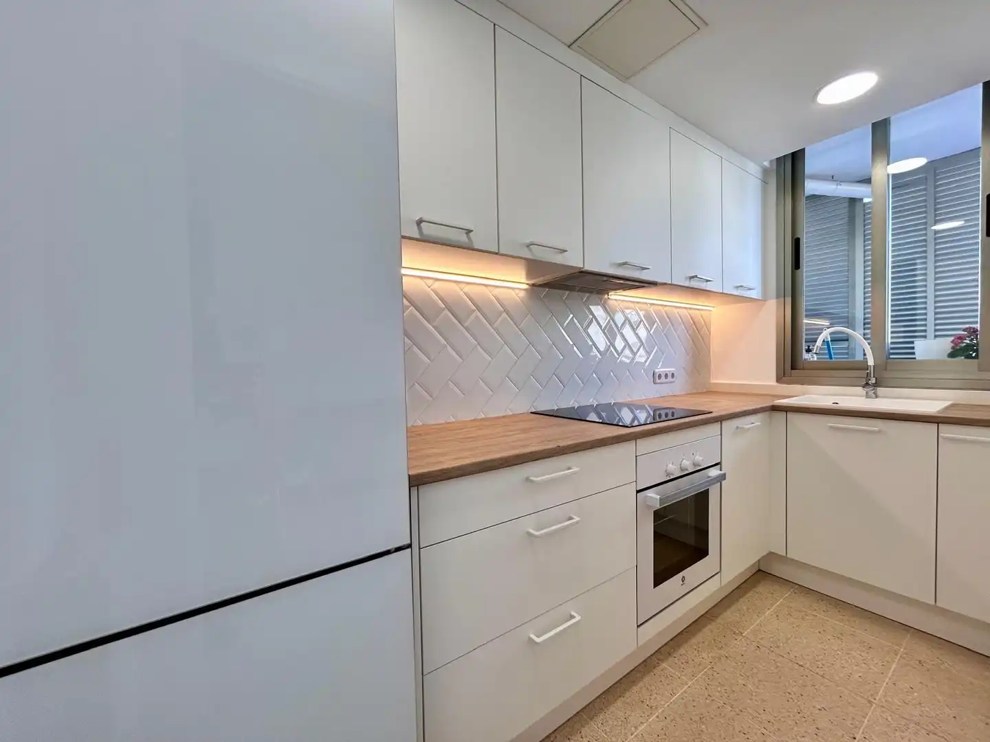 Kitchen of Flat for rent in Inca  with Air Conditioner, Heating and Terrace