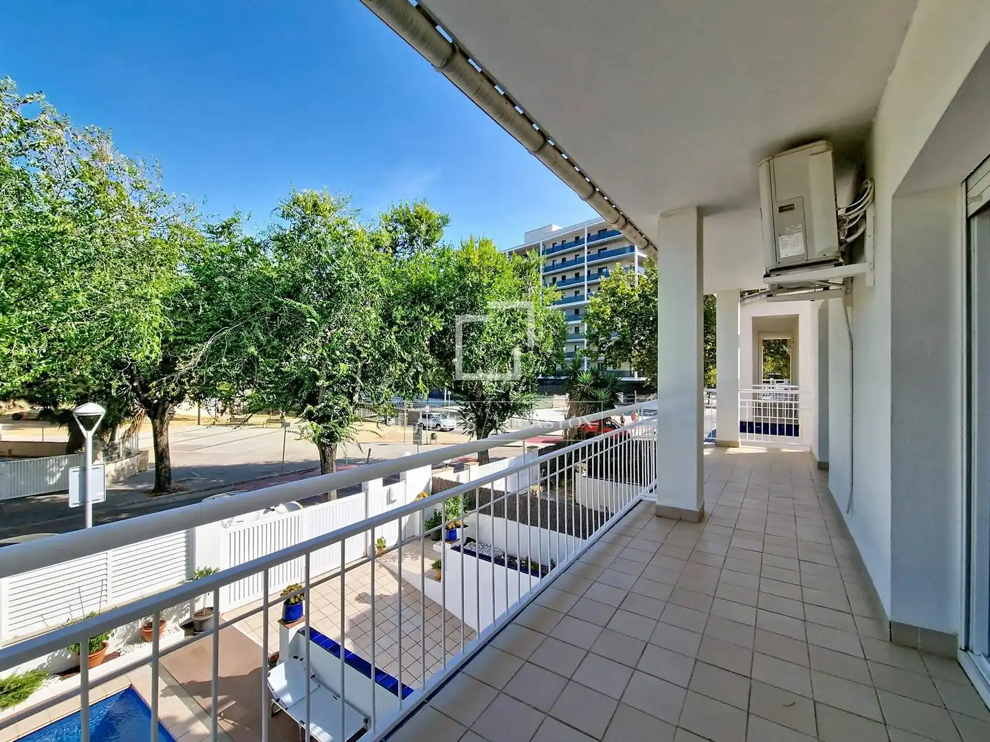 Terrace of Houses for sale in Vilanova i la Geltrú  with Air Conditioner, Heating and Private garden