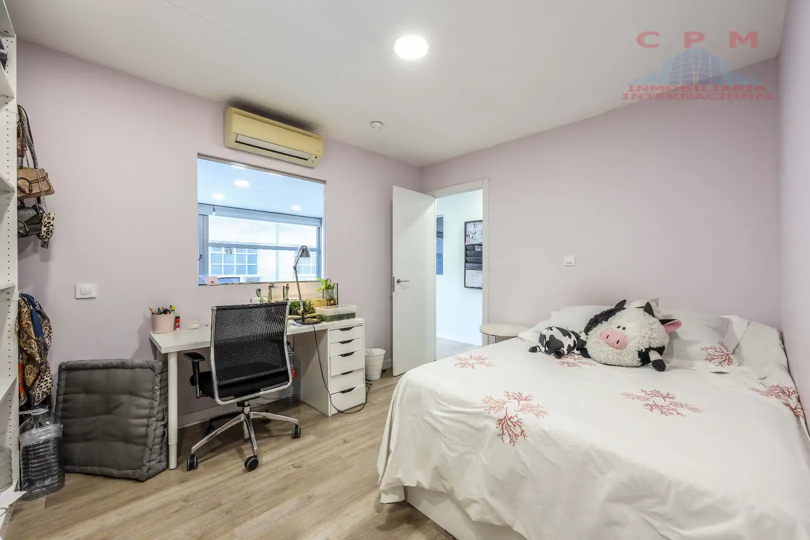 Habitación de Dúplex de alquiler en Alcobendas con Aire acondicionado, Calefacción y Jardín privado