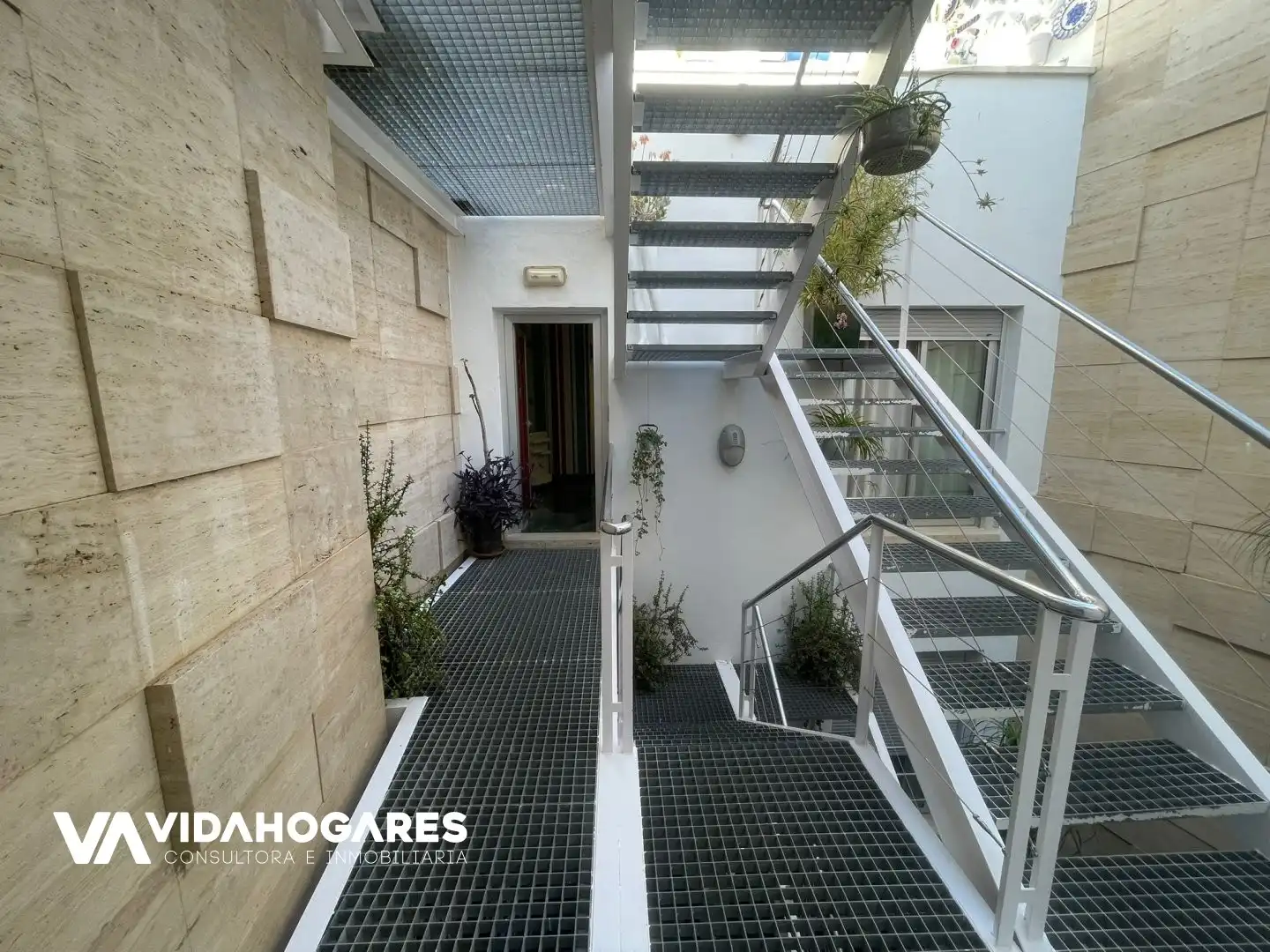 Terraza de Edificio en venta en Rota