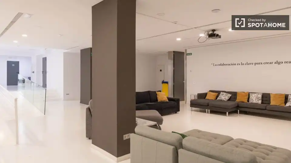 Casa o xalet per a compartir en Madrid amb Aire condicionat, Terrassa i Moblat